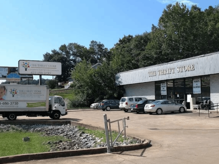 This Tennessee Bargain Haven Is More Than a Thrift Store—It Helps Kids and Families in Need