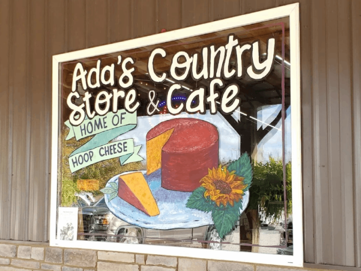 This Tennessee Country Store Is Famous For Homemade Bread And Hard-To-Find Amish Goods