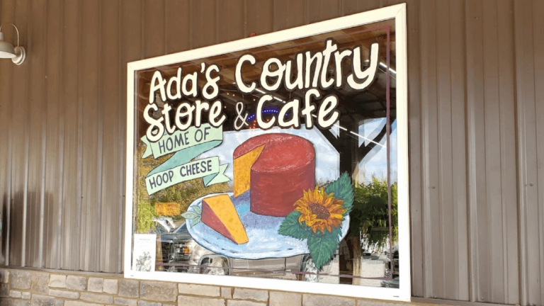 This Tennessee Country Store Is Famous For Homemade Bread And Hard-To-Find Amish Goods
