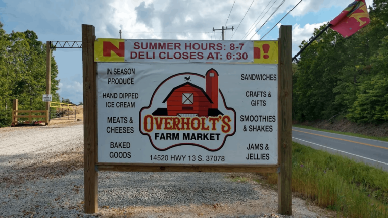 This Tennessee Farm Market Is a Family-Owned Amish Mennonite Gem With Incredible Deli Sandwiches