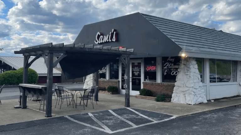 This Tennessee Italian Buffet Is So Good, Locals Call It Heaven for Just $10