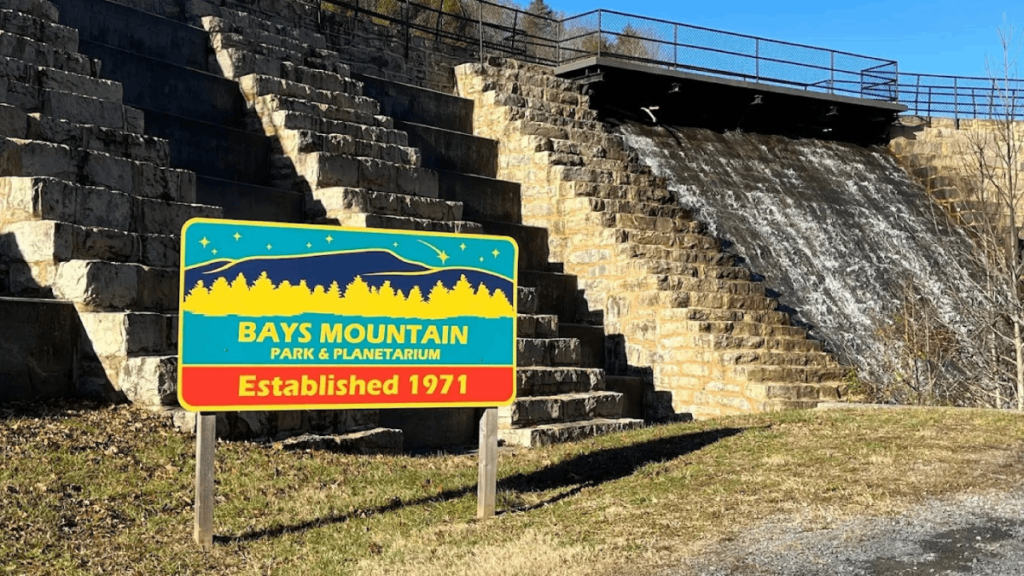 This Tennessee Park Has Scenic Trails, a Planetarium, and One of the State's Coolest Nature Escapes