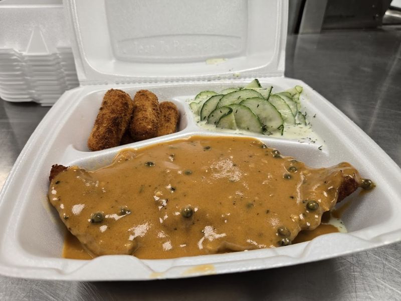 Oma’s Schnitzel Haus (Hope Mills)