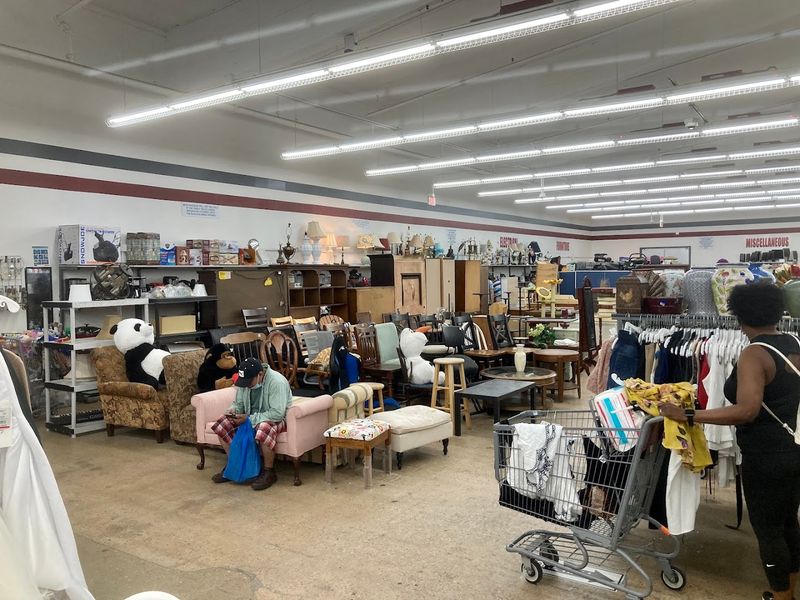 Red White & Blue Thrift Store (Laurel)