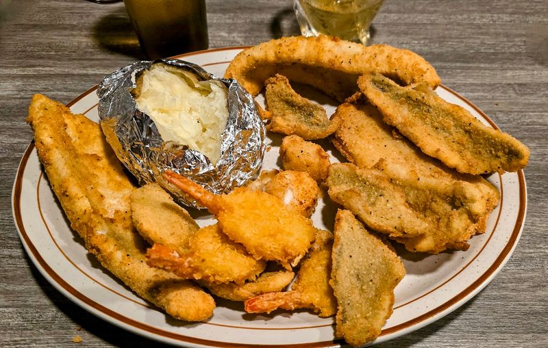What to Order Beyond the Famous Prime Rib
