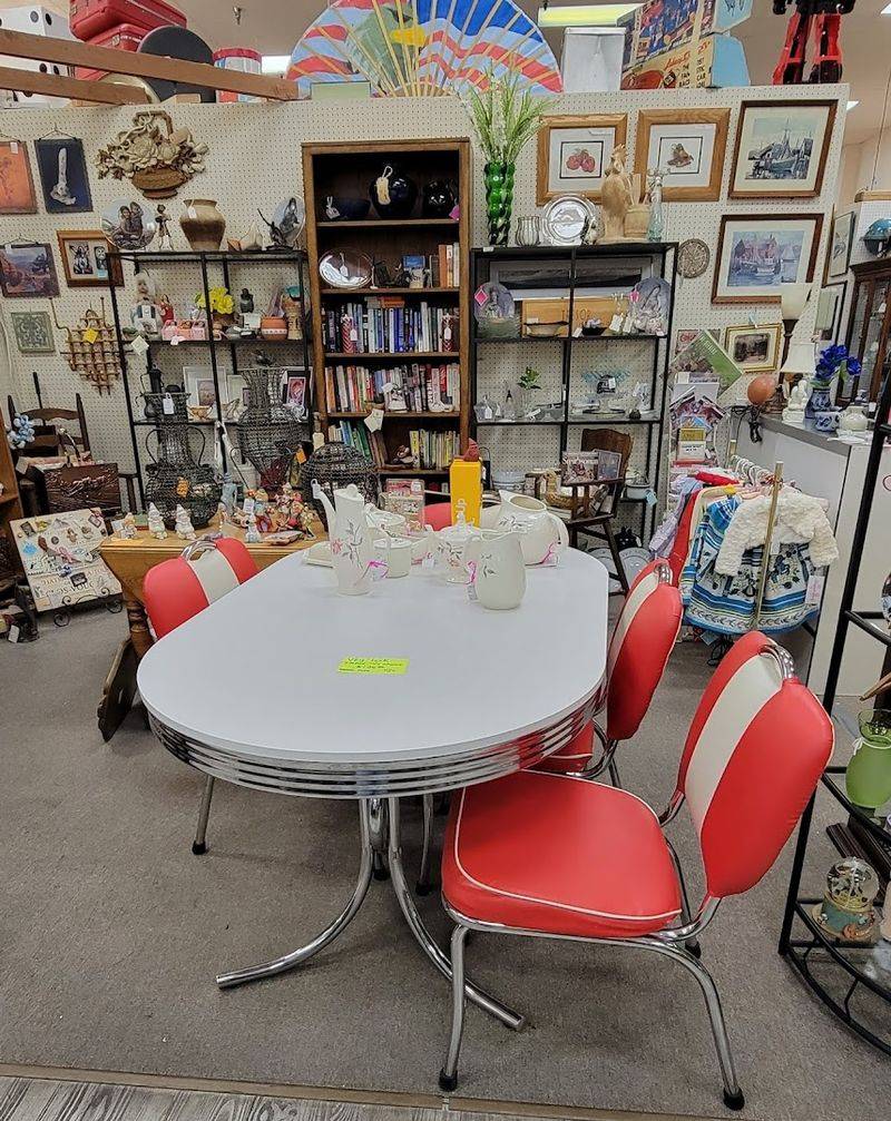 Records, Books, And Media Corners