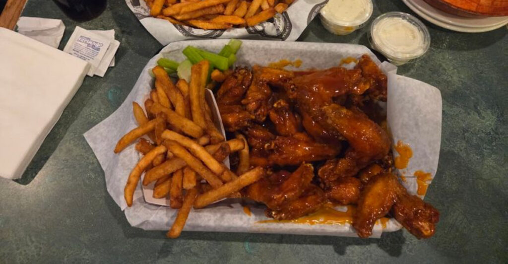 A Trip to This Beloved New Jersey Wing Joint Is Always a Good Idea