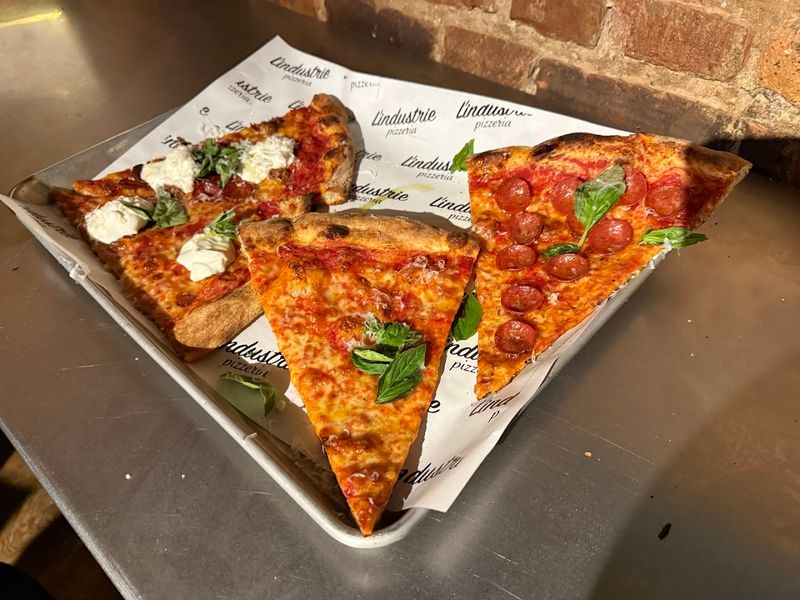 L&rsquo;Industrie Pizzeria (Williamsburg & West Village)
