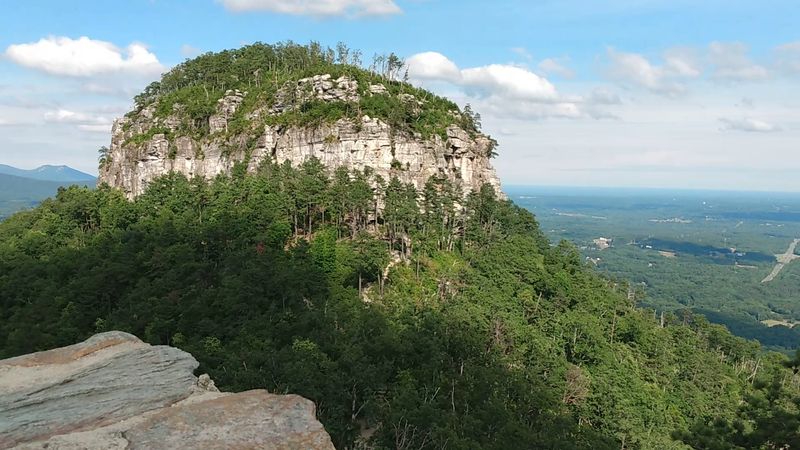 Little Pinnacle Overlook (Pilot Mountain State Park)