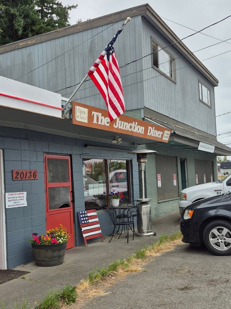 The Junction Diner (Poulsbo)