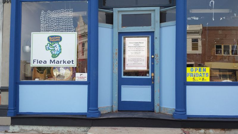 Awesome Possum Flea Market (Hamburg)