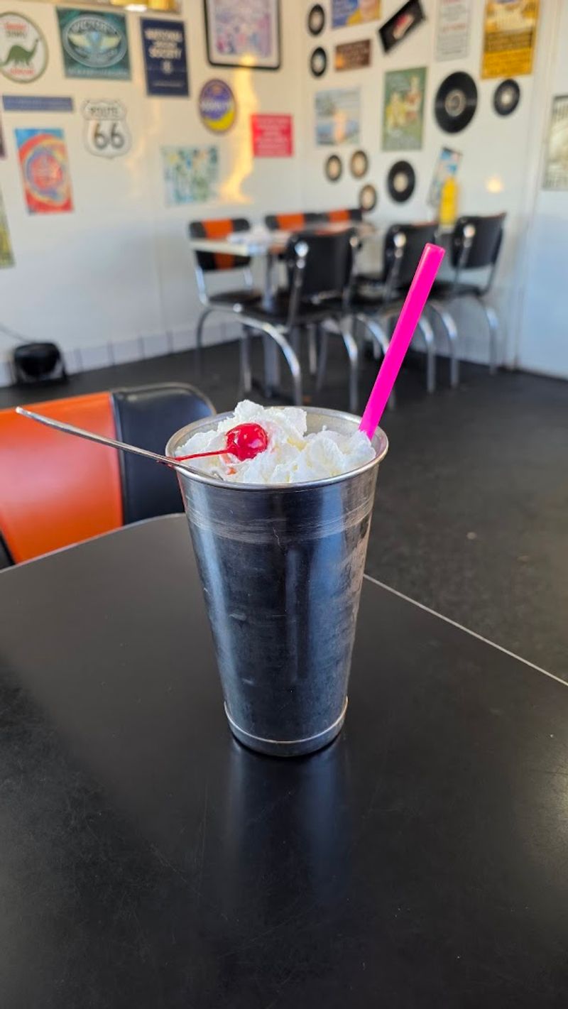 Sweet Tooth Intermission: Shakes and Pies