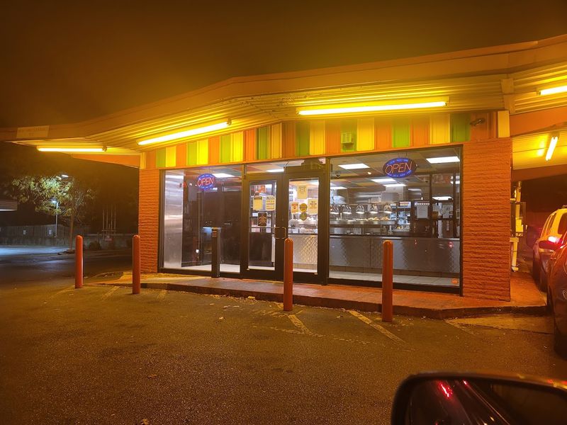 Indi&rsquo;s Chicken (Louisville & Lexington)