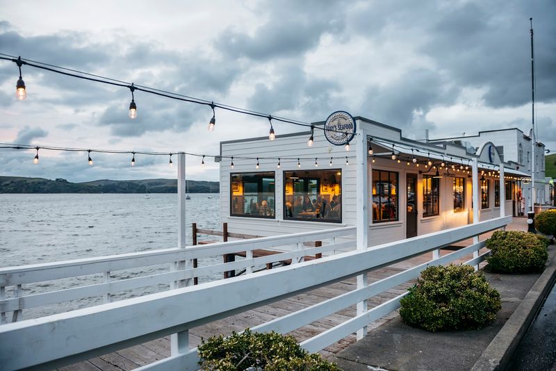 Tony&rsquo;s Seafood Restaurant (Marshall, CA)