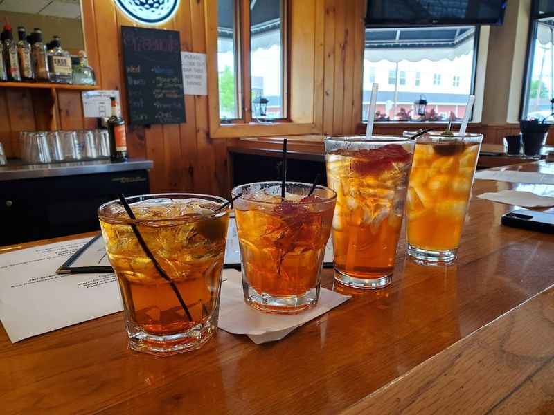 Old Fashioneds, Drinks, and How the Meal Ends