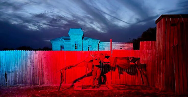 Locals Say the Parker Family’s Spirits Never Left This Terrifying Texas Home