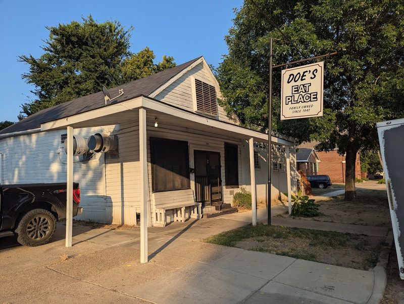 Doe’s Eat Place (Greenville)