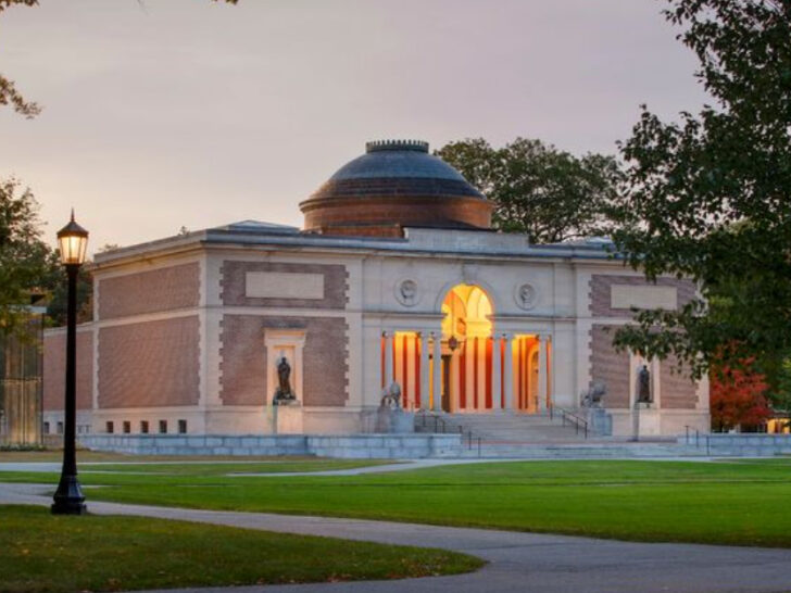 Maine&rsquo;s Indoor Scene Shines With These 14 Must-Visit Experiences in 2026