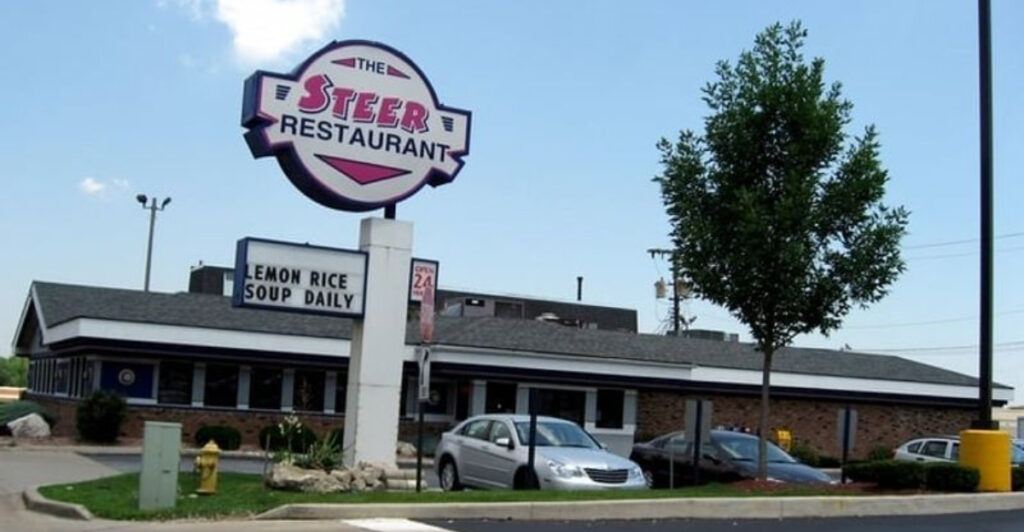Nothing Beats These 10 Mom-and-Pop Diners Across Indiana