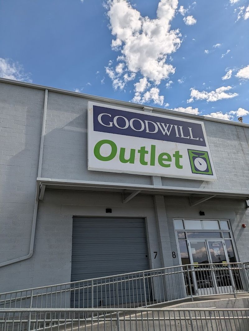 Goodwill Outlet Store “The Bins” (Salt Lake City)