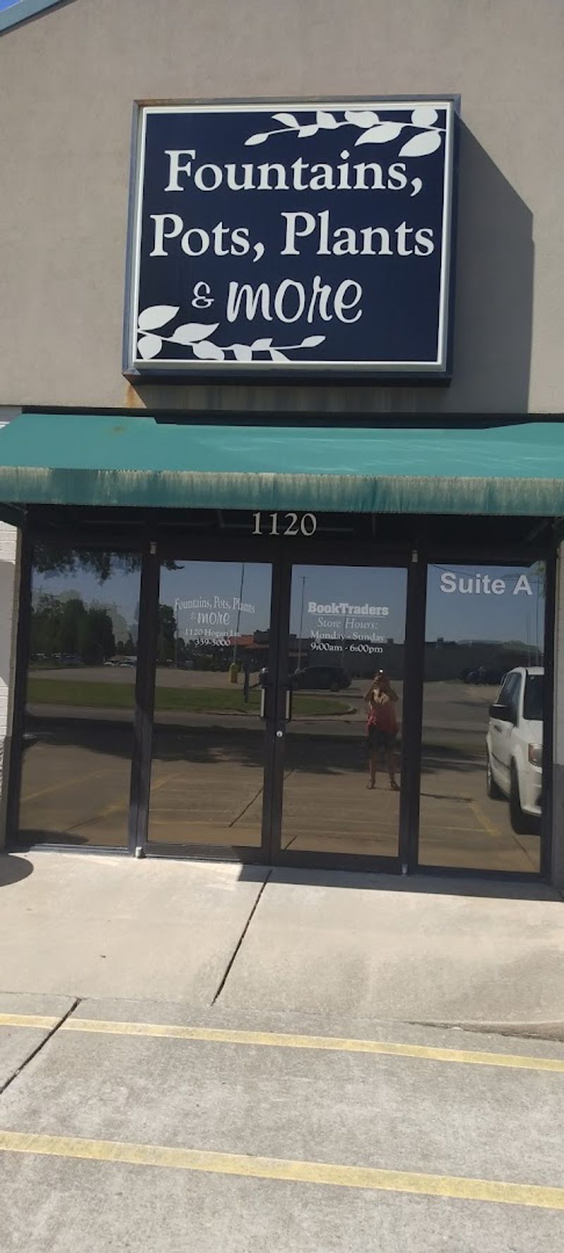 Book Traders Bookstore (Conway)