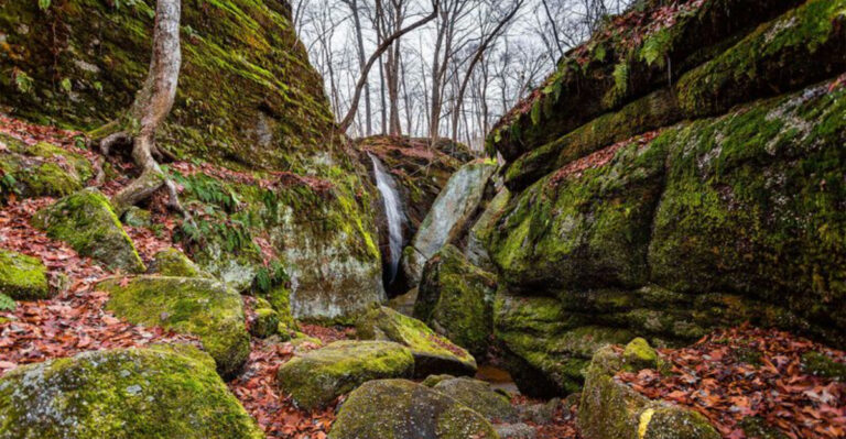 The 8 Most Bizarre Natural Wonders In Ohio Are Straight Out Of A Fantasy Novel