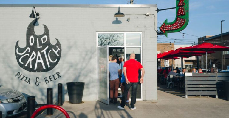 The Beekeeper Pizza At This Restaurant In Ohio Is So Delicious, It’s Worth A Road Trip