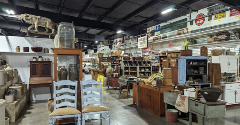 The Massive Ohio Flea Market Where You’ll Find Bargains Worth Driving For From All Over The State