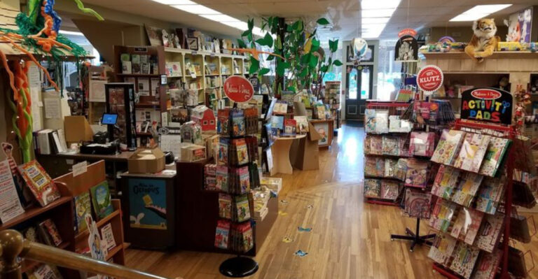 The Oldest Bookstore In The U.S. Is Still Attracting Readers In Pennsylvania