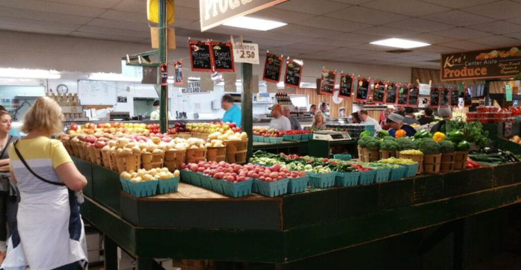 The Pennsylvania Dutch Market where Amish Sellers Provide Everything From Furniture to Fresh-baked Shoofly Pie