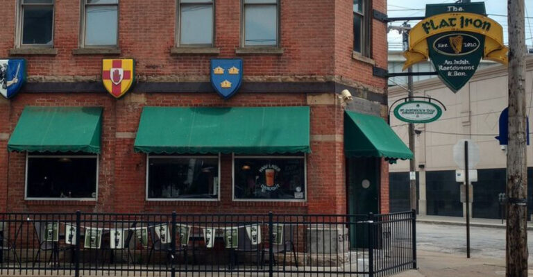 The Unassuming Cafe In Ohio Serves The Best French Onion Soup Of Your Life