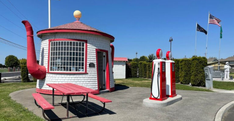 The Unusual Gas Station in Washington Has an Intriguing Political History