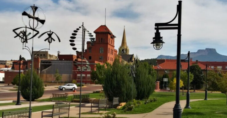 These 10 Colorado Cities Make Retiring on $1,200 a Month Possible