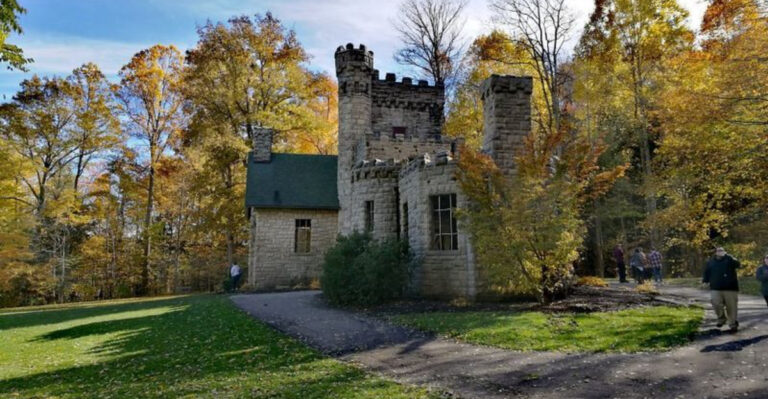 These 8 Spine-Chilling Places In Ohio Will Leave You With Nightmares