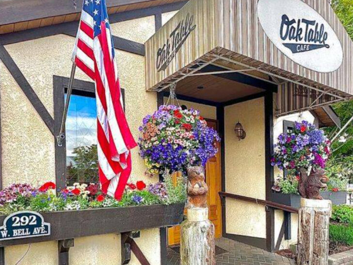 This Charming Washington Cafe Serves French Toast That Feels Like Pure Morning Magic