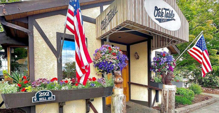 This Charming Washington Cafe Serves French Toast That Feels Like Pure Morning Magic