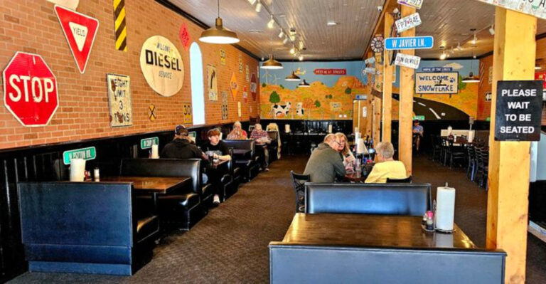This Classic Arizona Restaurant Has Prime Rib That Turns Long Drives Into Simple, Delicious Decisions