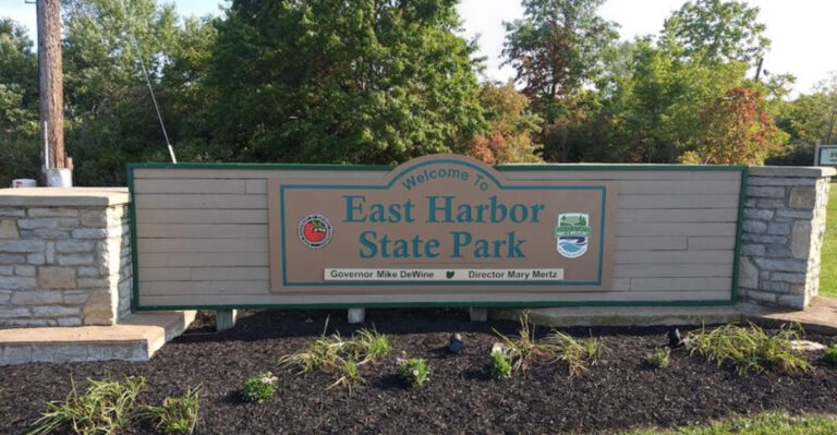 This Hidden Ohio State Park Is Perfect For A Relaxing Day Trip