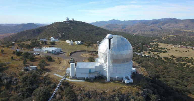 This Hidden Texas Observatory Brings the Universe Shockingly Close