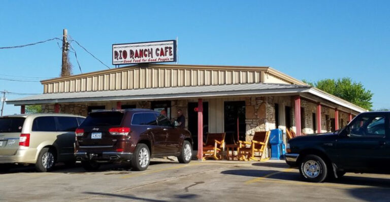 This Is Where Texans Go for a Hill Country Morning That Locals Recommend
