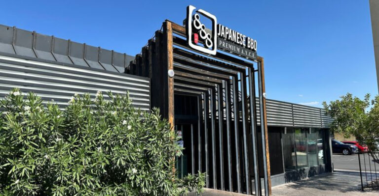 This Nevada Restaurant Puts a Live Grill on Every Table So You Can Cook Your Own Wagyu Steak to Perfection
