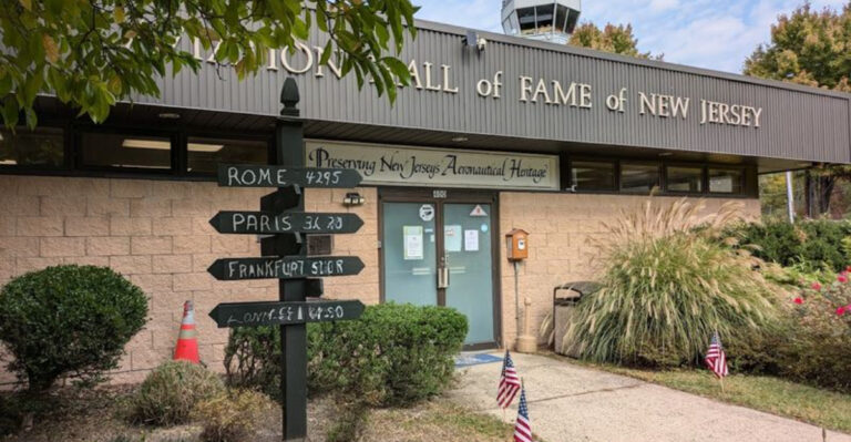 This New Jersey Aviation Spot and Iconic Burger Stop Make a Great Day Out