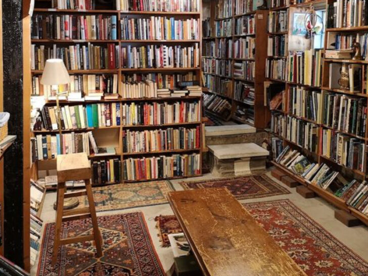 This Old Barn in New York Is One of the State&rsquo;s Most Unique Bookstores