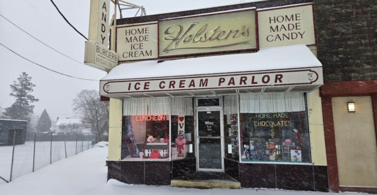 This Old-School New Jersey Confectionery Still Serves Milkshakes the Vintage Way