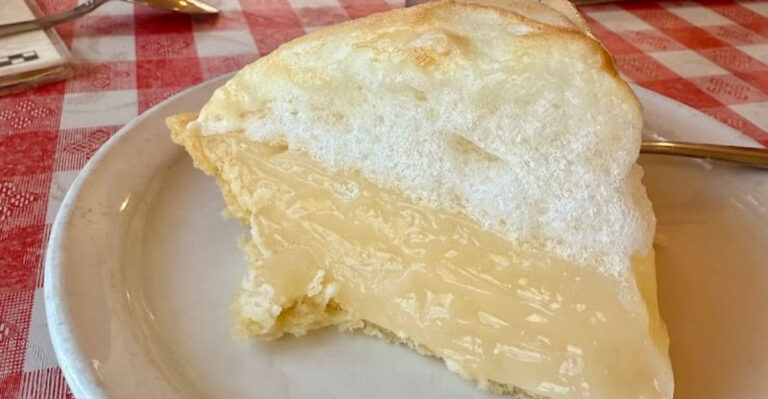 This Small Arizona Bakery Makes the Kind of Pie That Feels Like It Came From Your Grandmother’s Kitchen