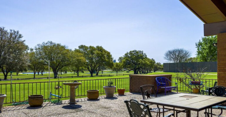 This Small Texas Town Is a Hidden Gem for Bakery Stops, Historic Charm, and Road Trip Appeal