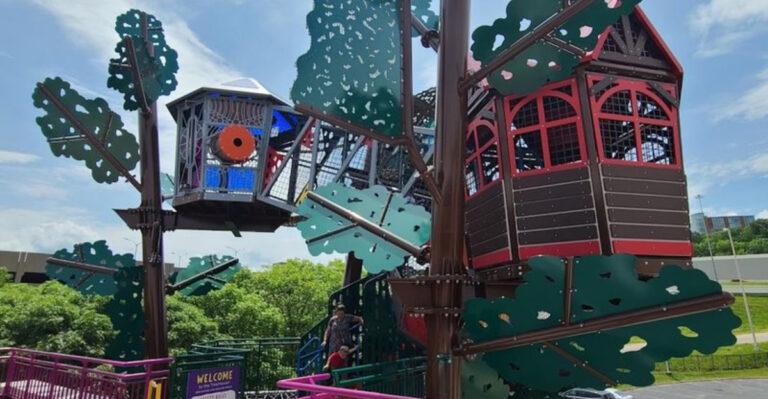 This Tennessee Museum Lets Kids Build, Create, Explore, And Play All In One Place