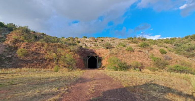 This Texas Hike Leads Through a Tunnel So Dark You Can’t See a Thing