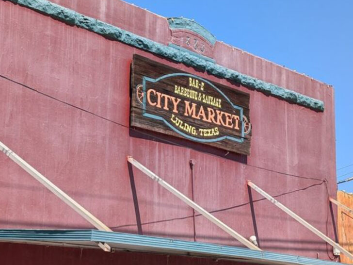 This Texas Market Is a Hidden Gem And People Can&rsquo;t Stop Filling Their Carts