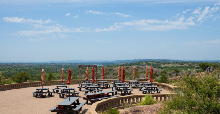 This Texas Winery Overlooking Two Lakes Feels Like the Scottish Highlands